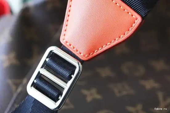 VUITTON MM LOUIS CHRISTOPHER 0531
